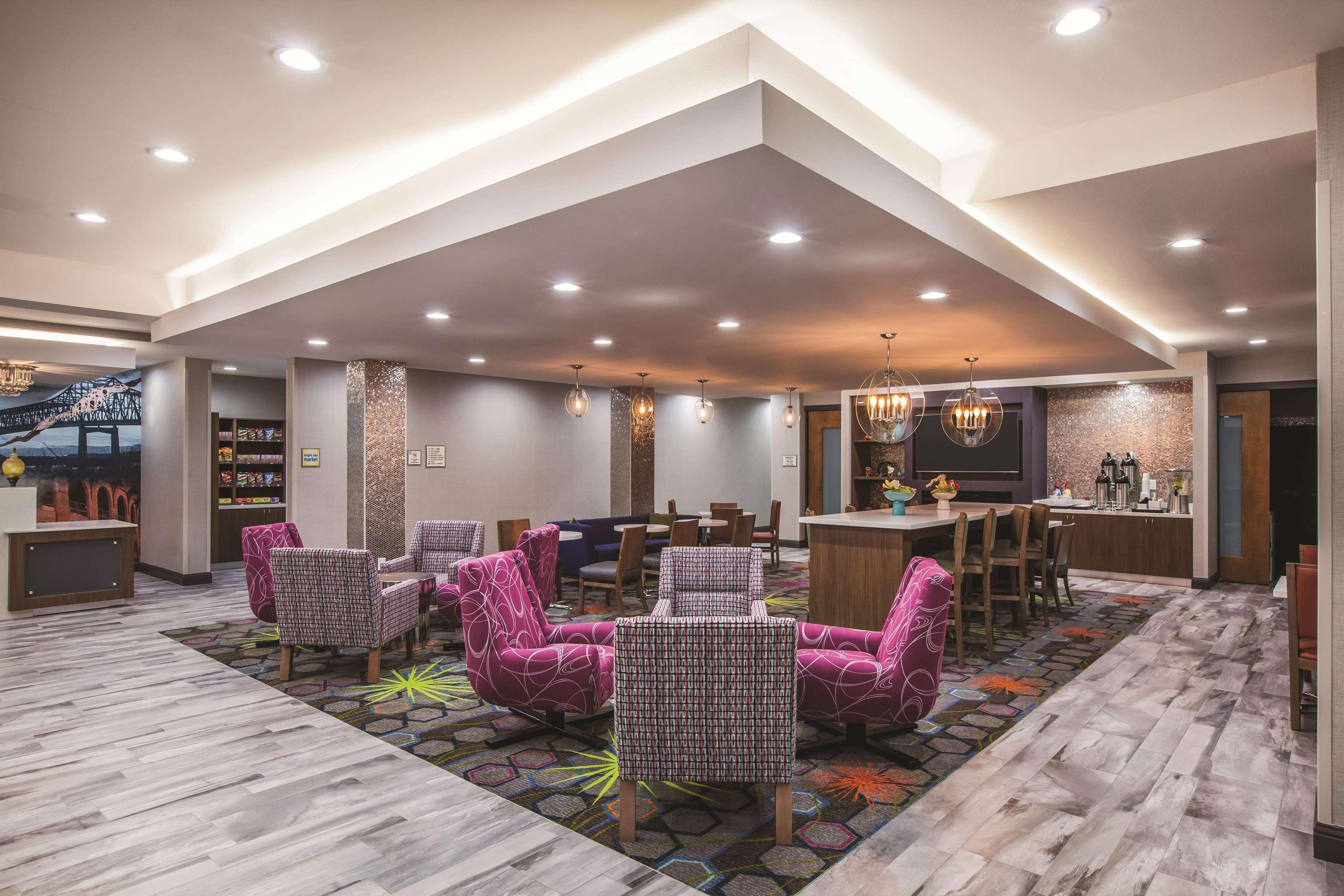 La Quinta Inn & Suites Port Allen La Екстер'єр фото