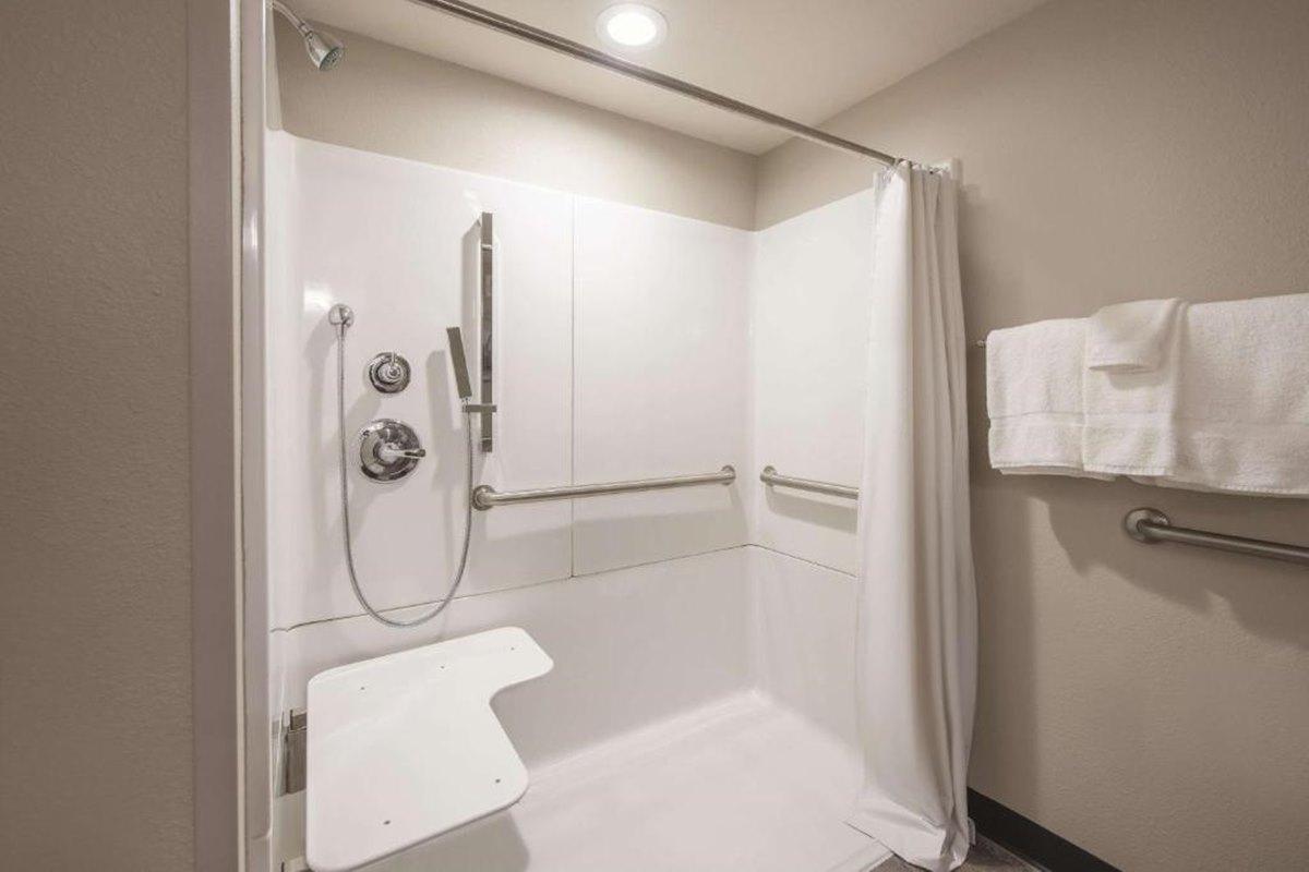 La Quinta Inn & Suites Port Allen La Екстер'єр фото