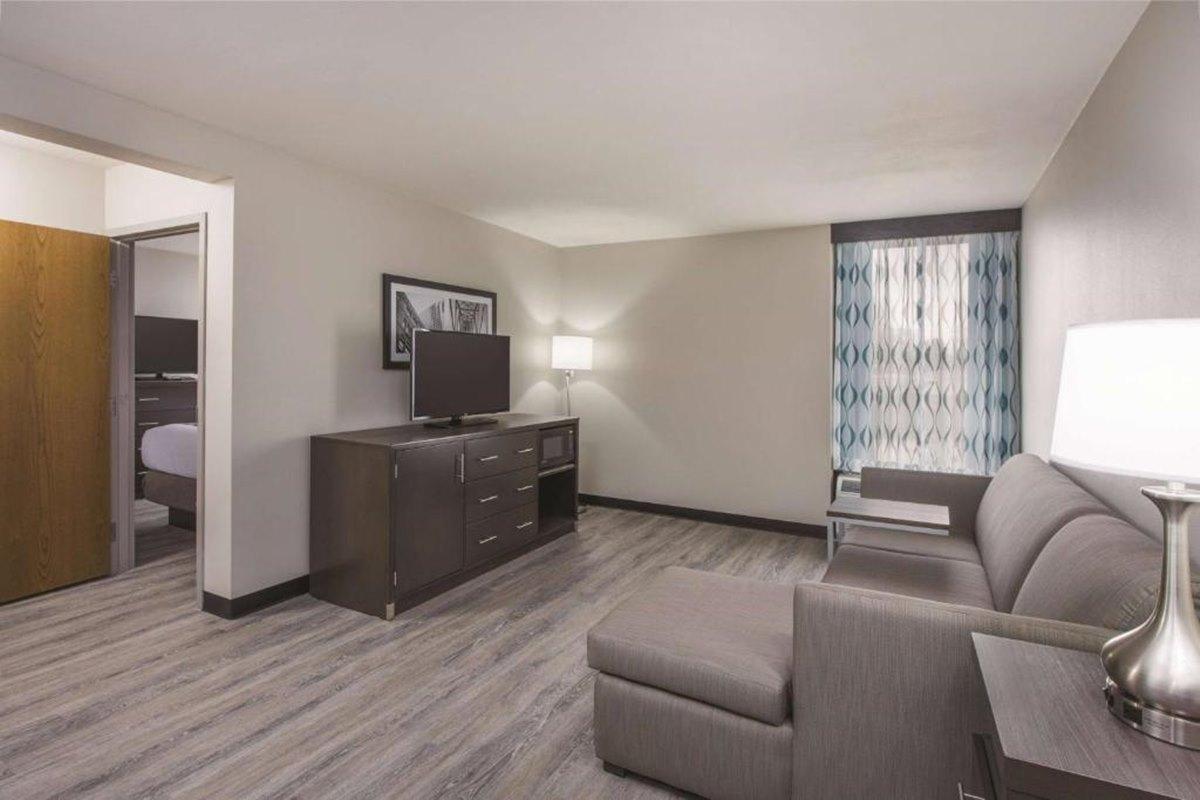 La Quinta Inn & Suites Port Allen La Екстер'єр фото